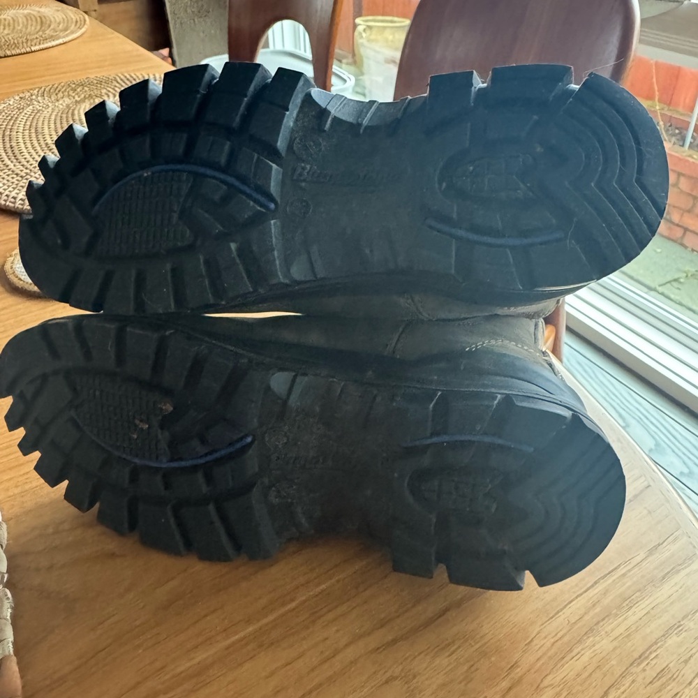 Blundstone Women’s Clay Chelsea Boots - Picture 4 of 5